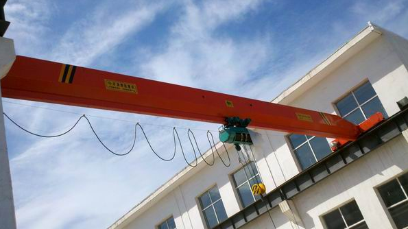 起重機(jī)減速機(jī)漏油是什么原因造成？